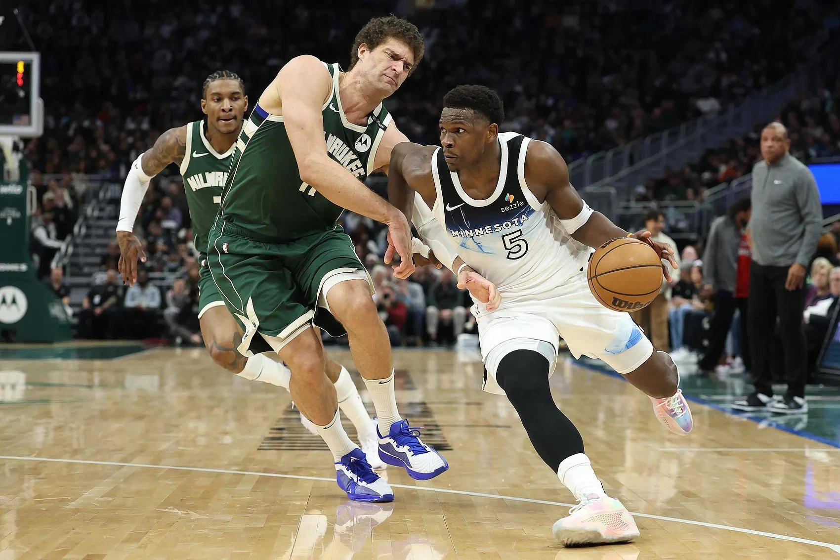 快船横扫马刺,独领西部势力宝座的简单介绍 快船横扫马刺,独领西部势力宝座的简单介绍