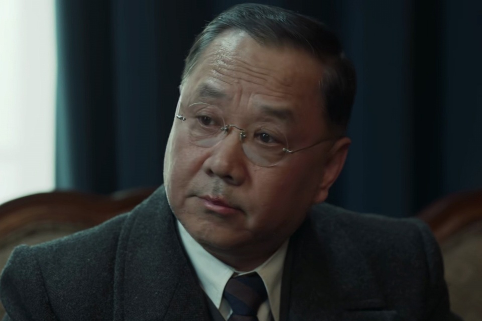 B体育体育官方-战术配合有方，队伍合作无间获胜在望！