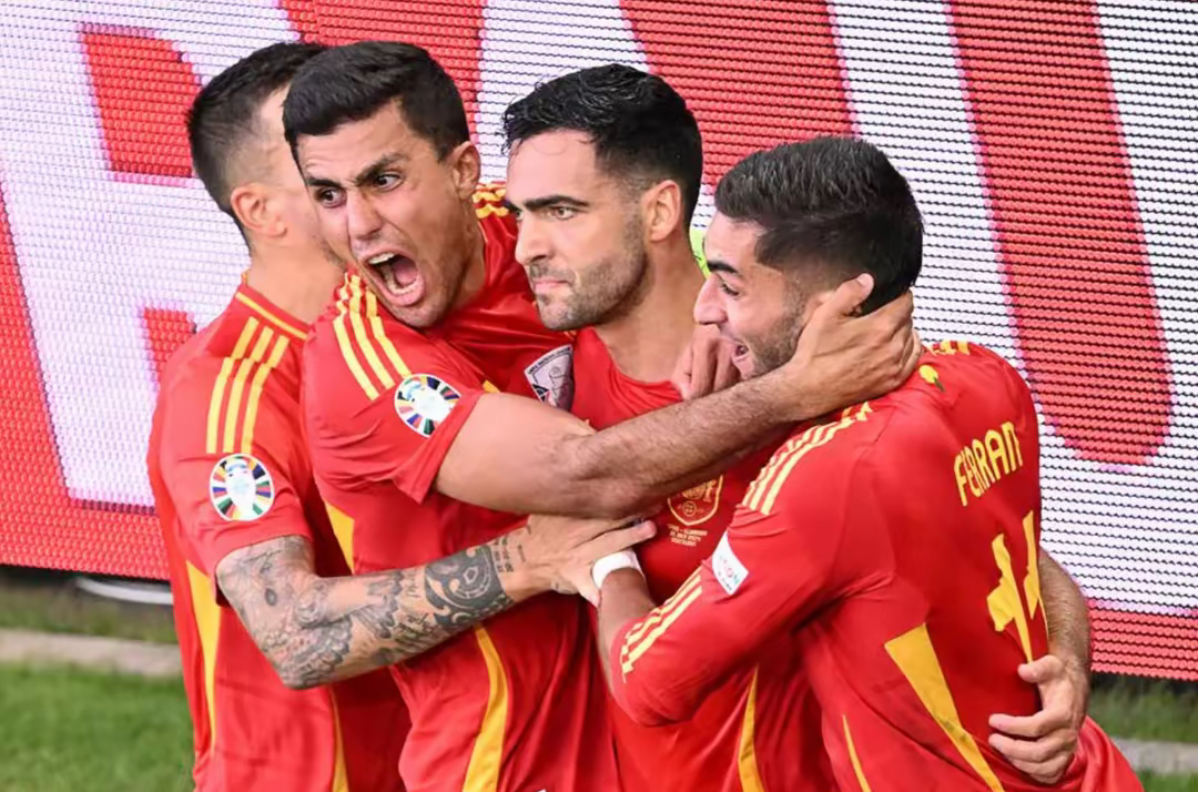 B体育体育在线-欧洲强队双线争冠，德国球员成为赛场焦点