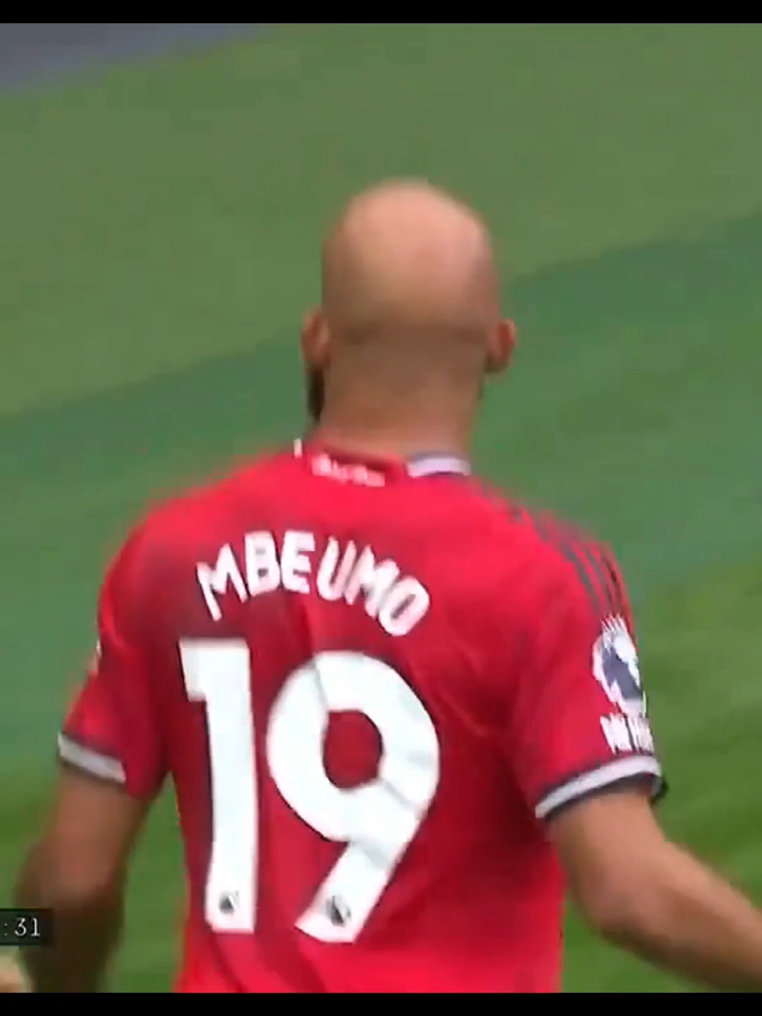 B体育体育视频-关于曼联表现起伏不定，客场憾失三分领先优势缩小的信息