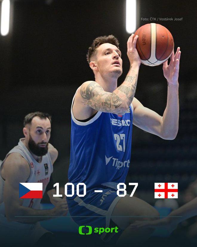 捷克队在比赛中战胜对手 捷克队在比赛中战胜对手