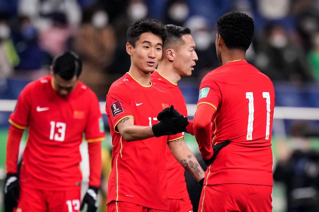 B体育体育下载-包含千夫所指国内顶级足球联赛强队对抗的词条