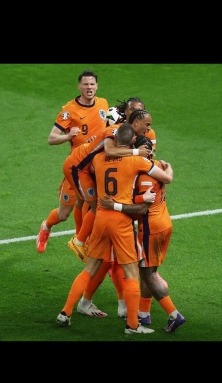 B体育体育官方登录入口-欧洲杯淘汰赛大战在即，强队对决谁更胜一筹的简单介绍